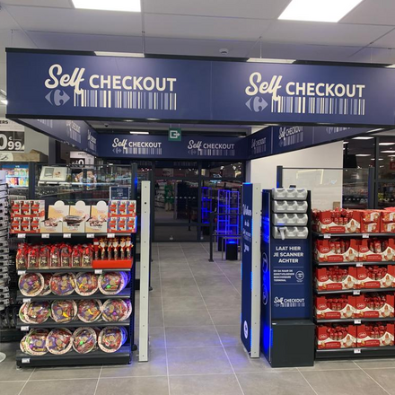 Market_lanaken__self check out.jpeg