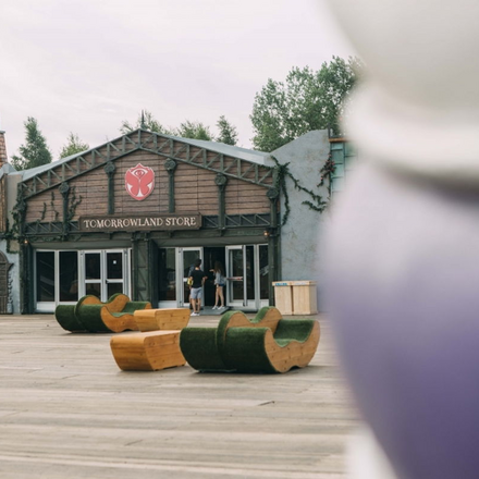 Carrefour x Dreamville Tomorrowland pop-up store 1.jpg