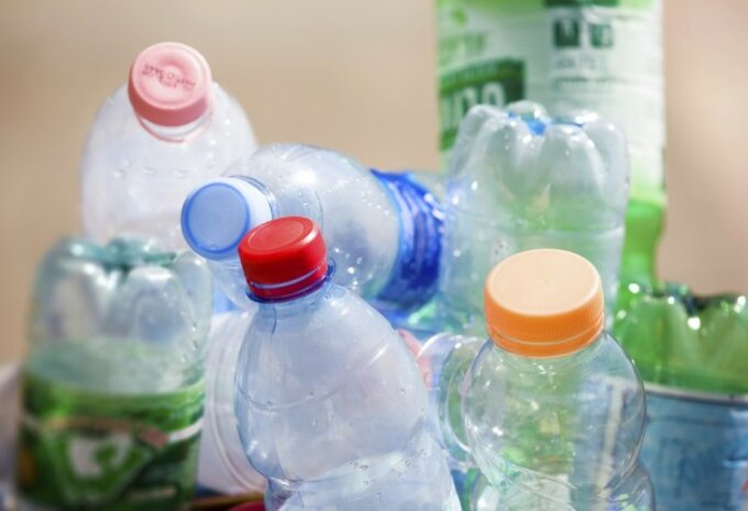 Voedingswinkels verplicht om vuilnisbakken ter beschikking te stellen