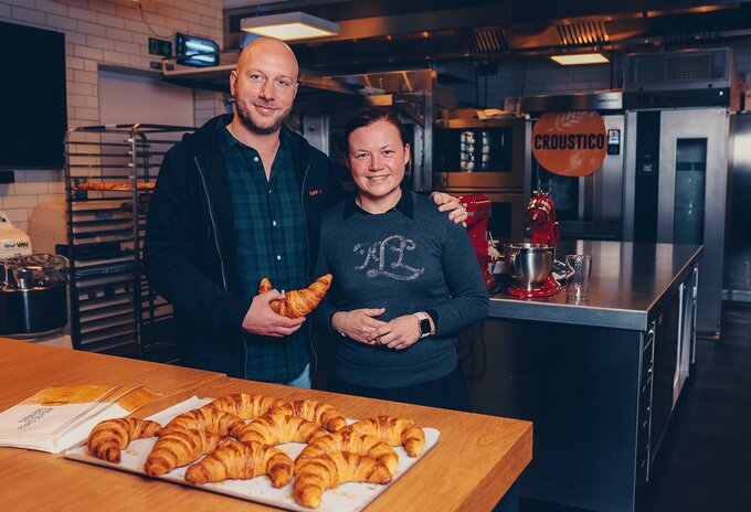 Partners in bake-off