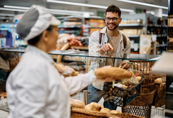 Het nieuwe strijdtoneel van de supermarktoorlog: de zondagsopening