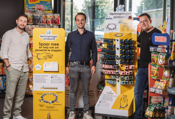Herinneringsarmbandjes ten voordele van Stop Alzheimer